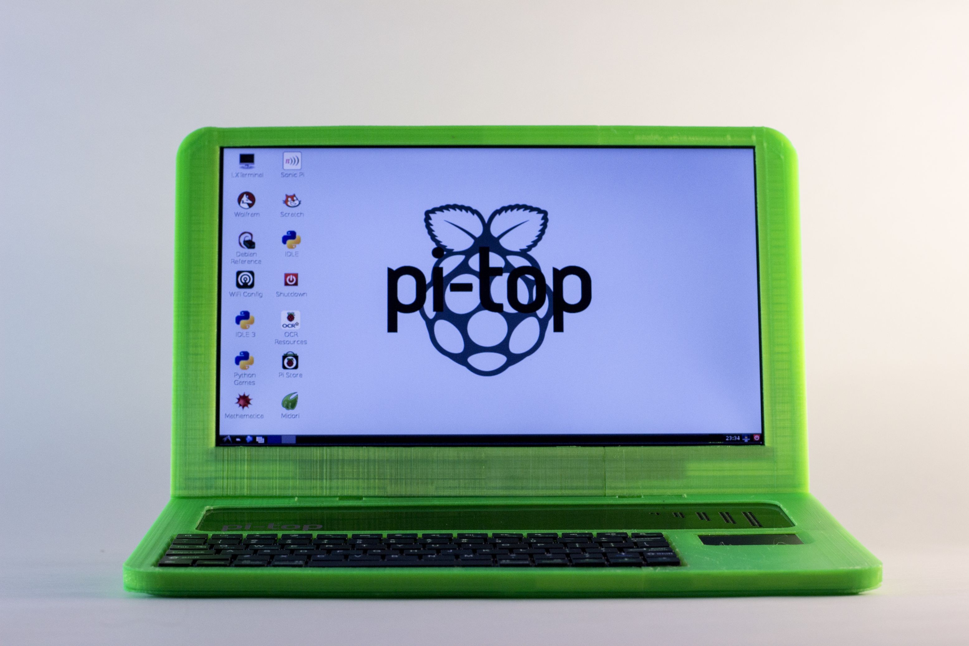 Meet Pi-Top, the First 3D Printed DIY Laptop Based on ...