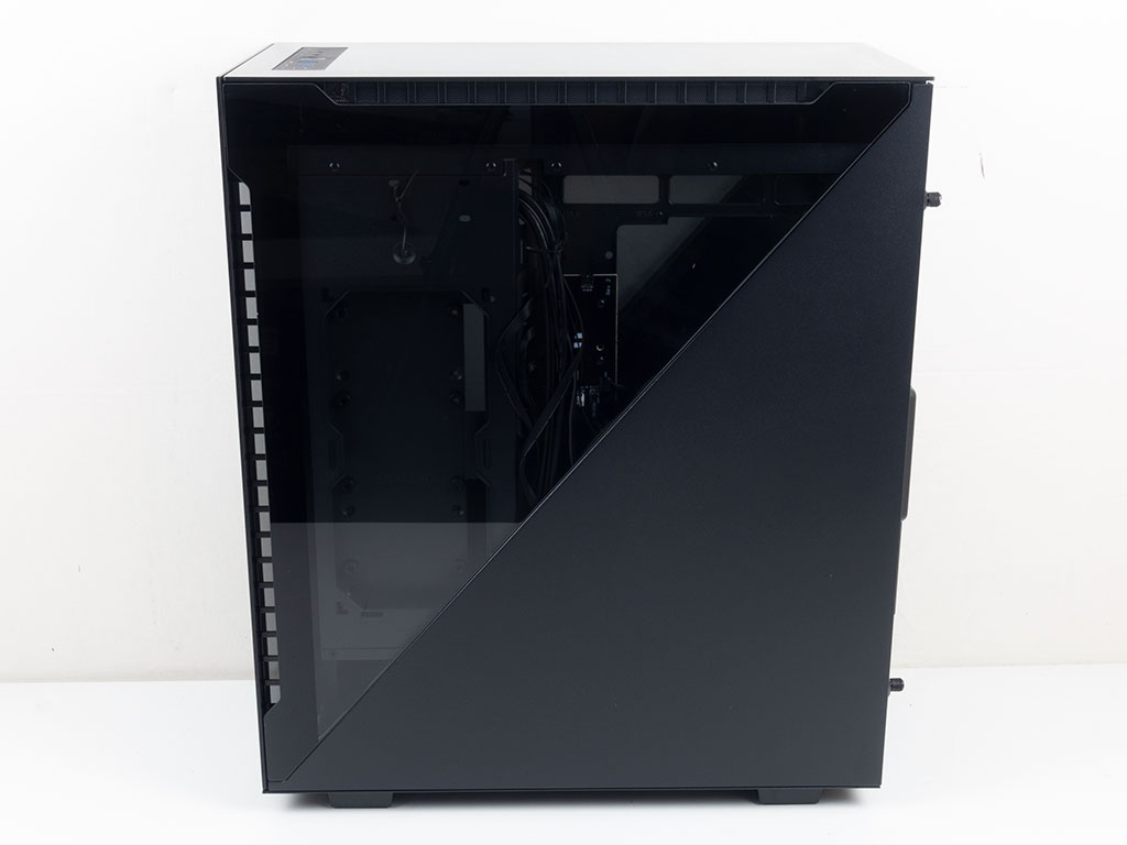 Thermaltake Divider Tg Argb Review A Closer Look Outside