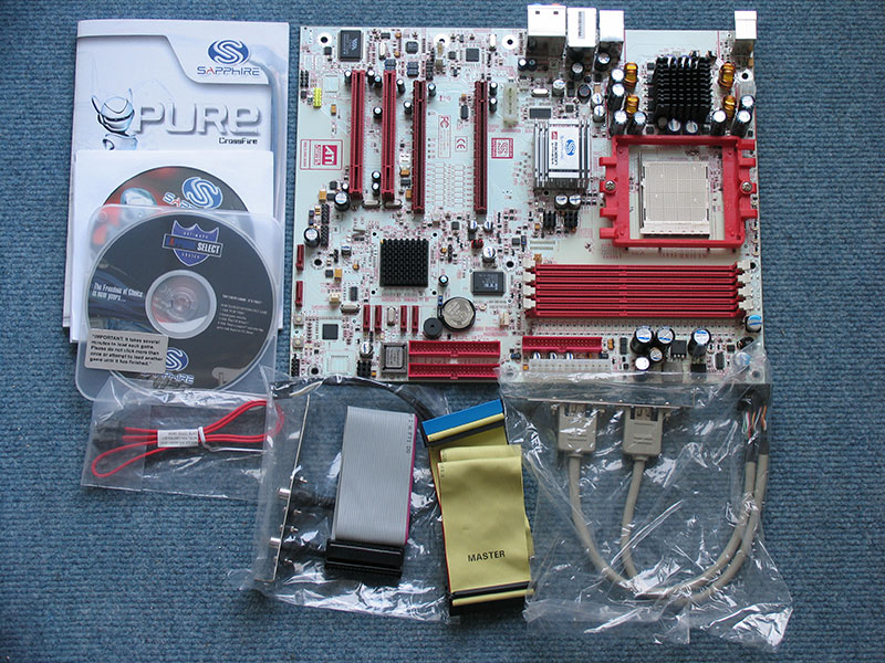 http://www.techpowerup.com/reviews/Sapphire/PI-A9RD480/images/contents.jpg