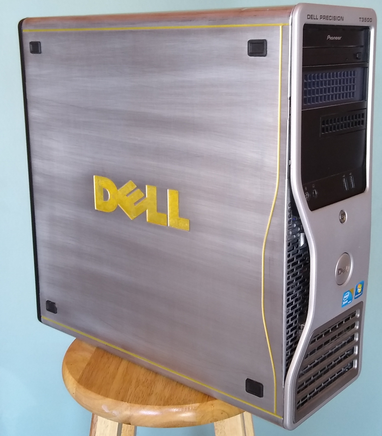 DellT3500-PaintStripped&Brushed-02.jpg