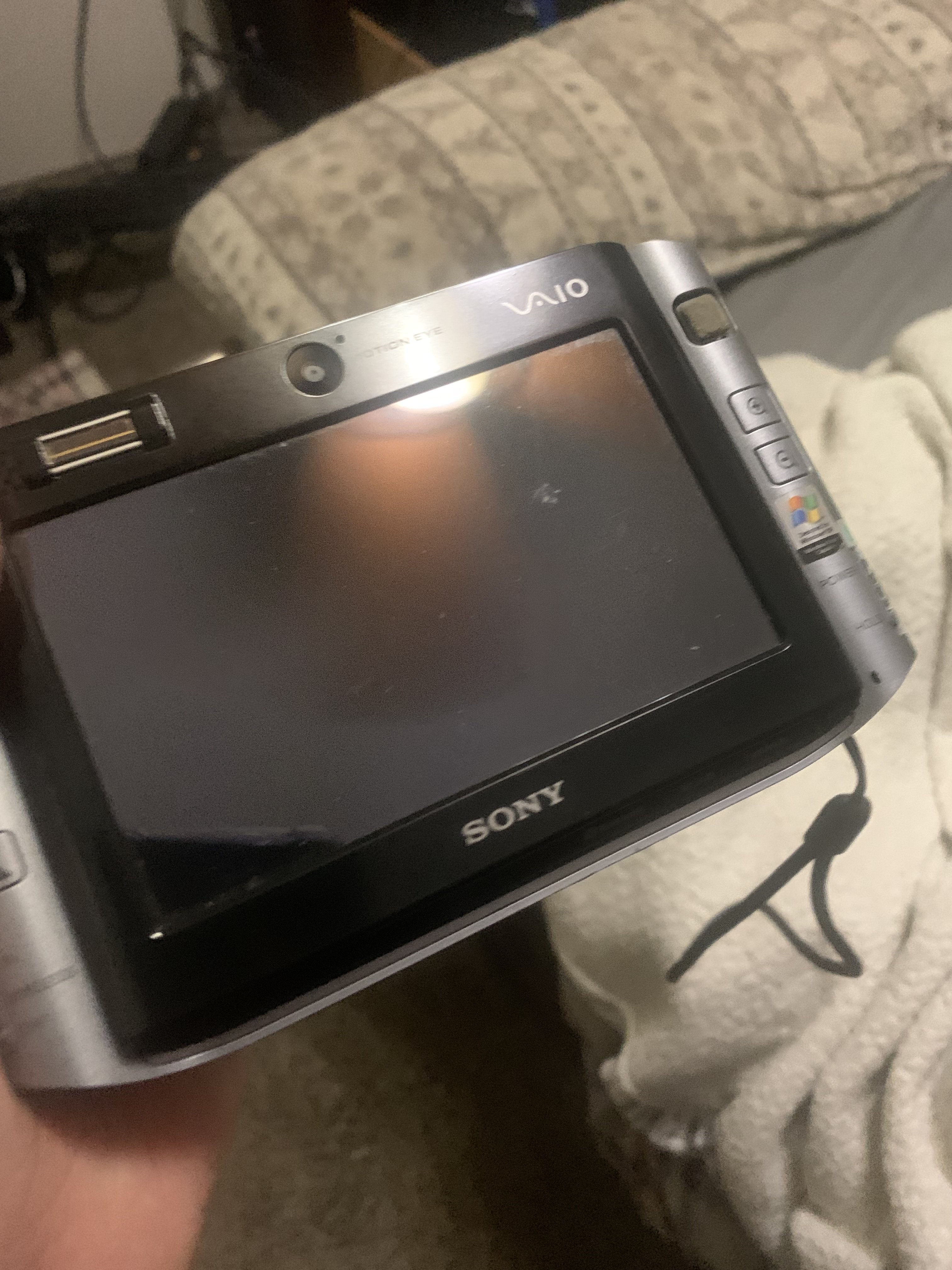 Mickey: Sony vaio VGN-UX280p battery doesn’t work [​IMG]