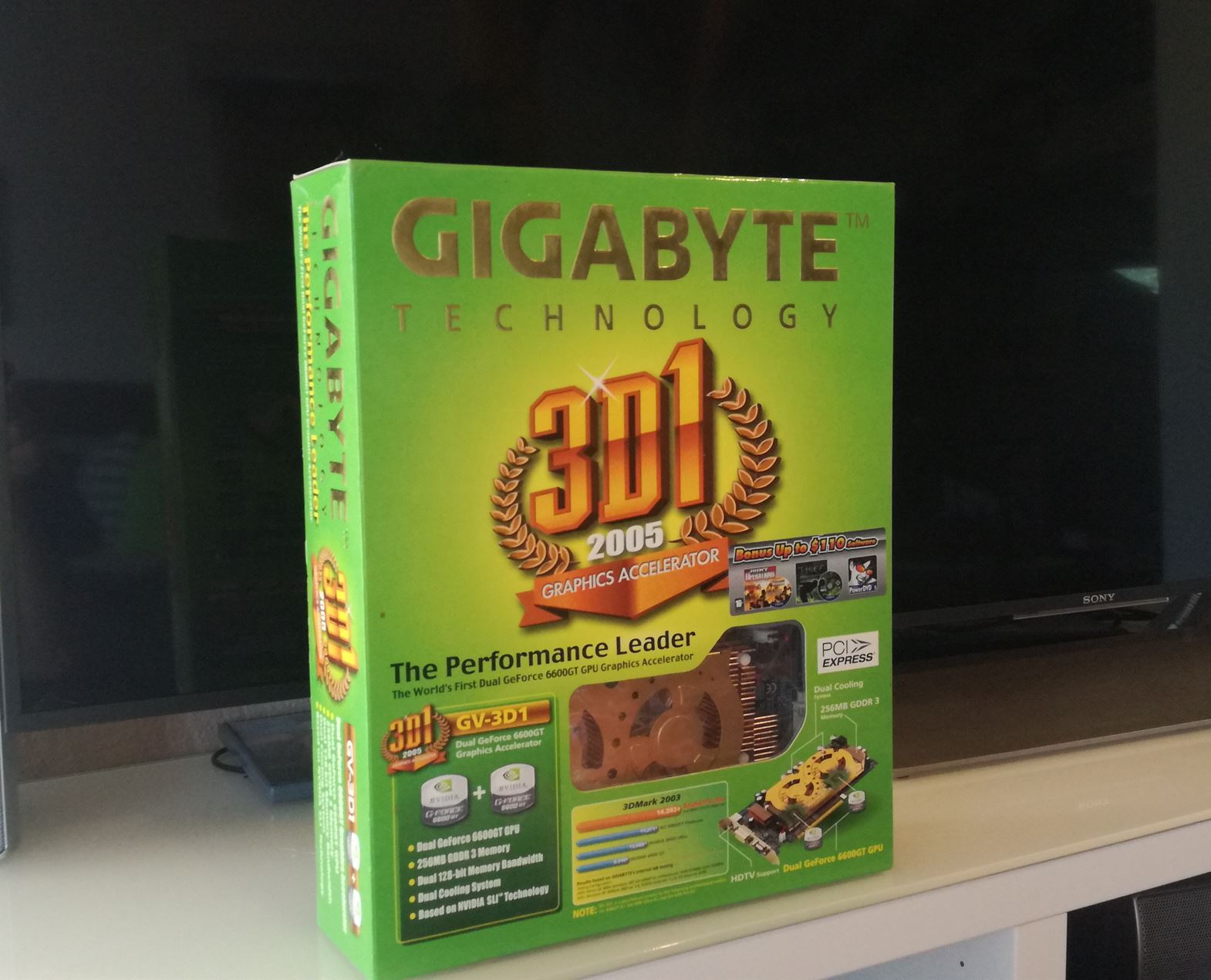 Gigabyte 3D1 6600 GT Dual OVP.JPG