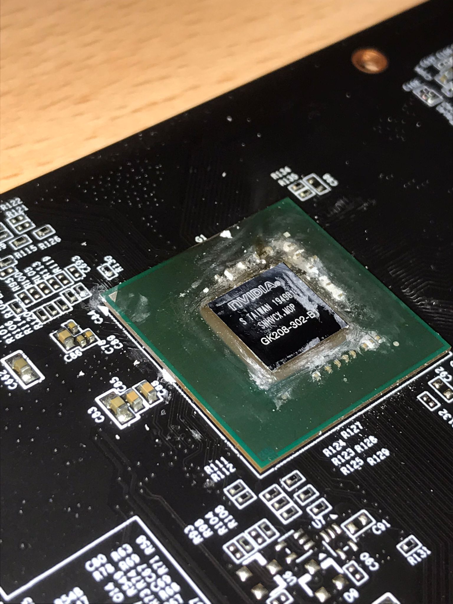 GT 730 with exploded traces on GPU | TechPowerUp Forums