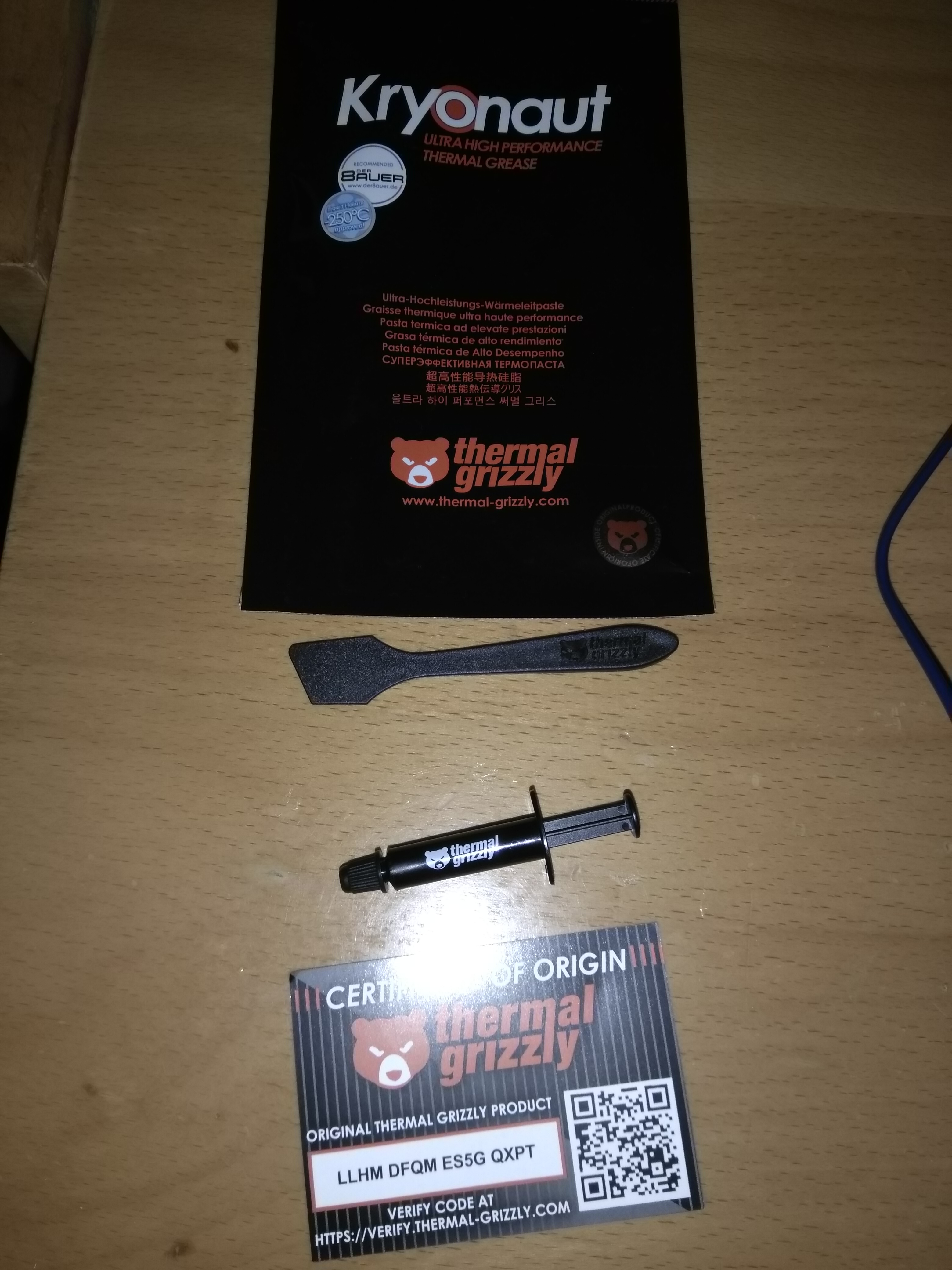 So is thermal grizzy Kryonaut changed their packaging style? Or so far I'm  using fake products? : r/overclocking