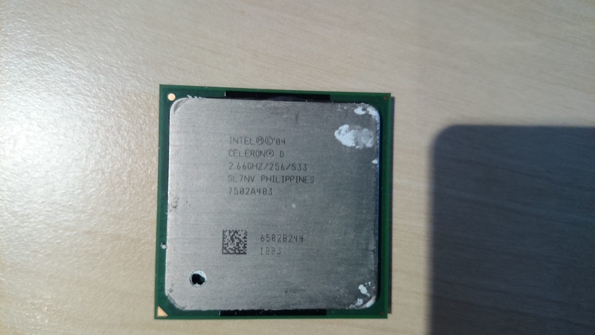 Intel Celeron D.jpg