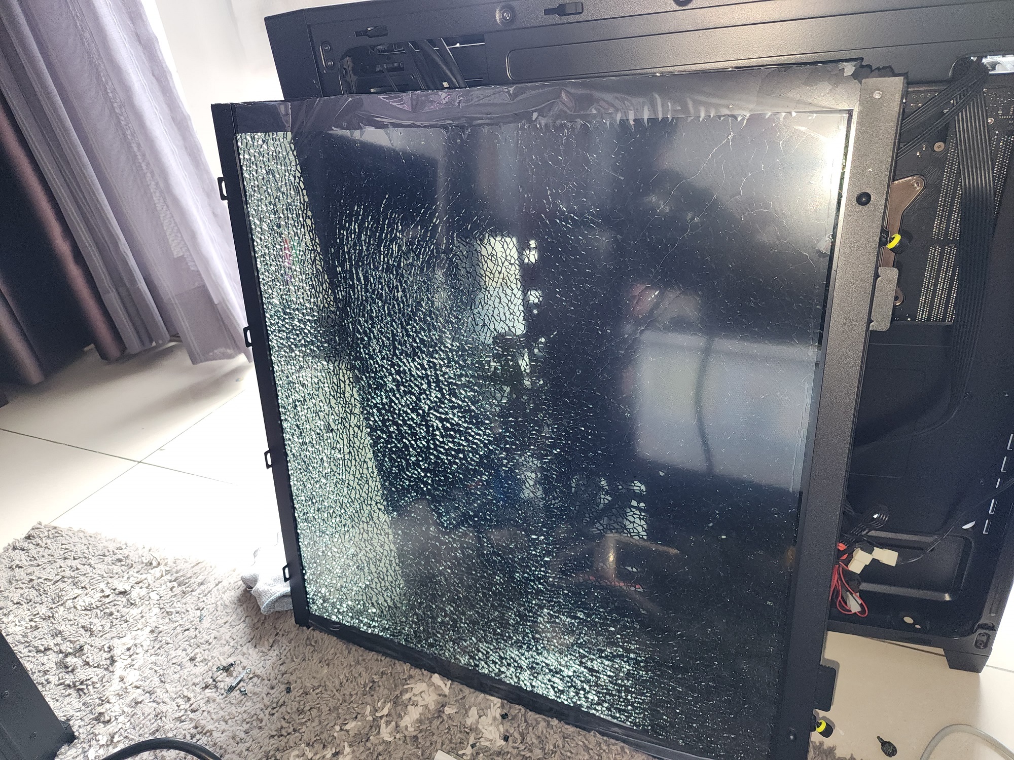 tempered glass.jpg