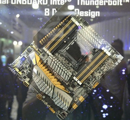 ASUS ROG Fuses LGA2011 Motherboard with Graphics | TechPowerUp