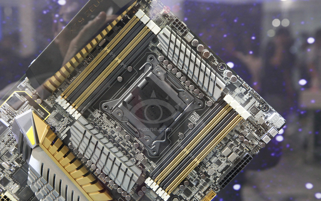 ASUS ROG Fuses LGA2011 Motherboard with Graphics | TechPowerUp