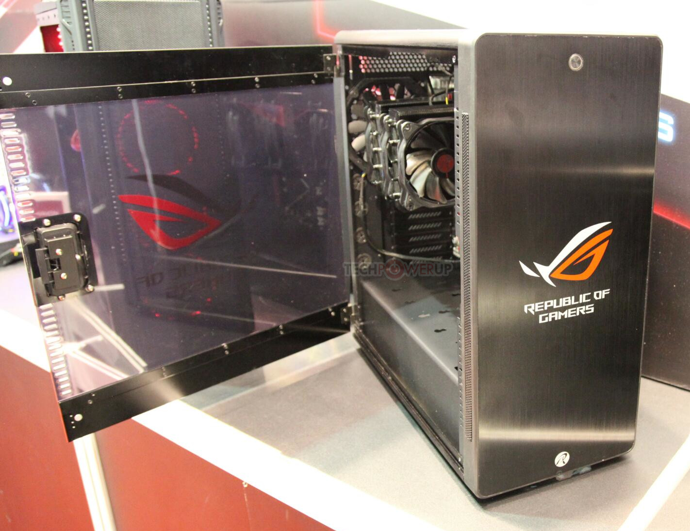 Raijintek And Asus Rog Co Branded Cetus Case Pictured Techpowerup