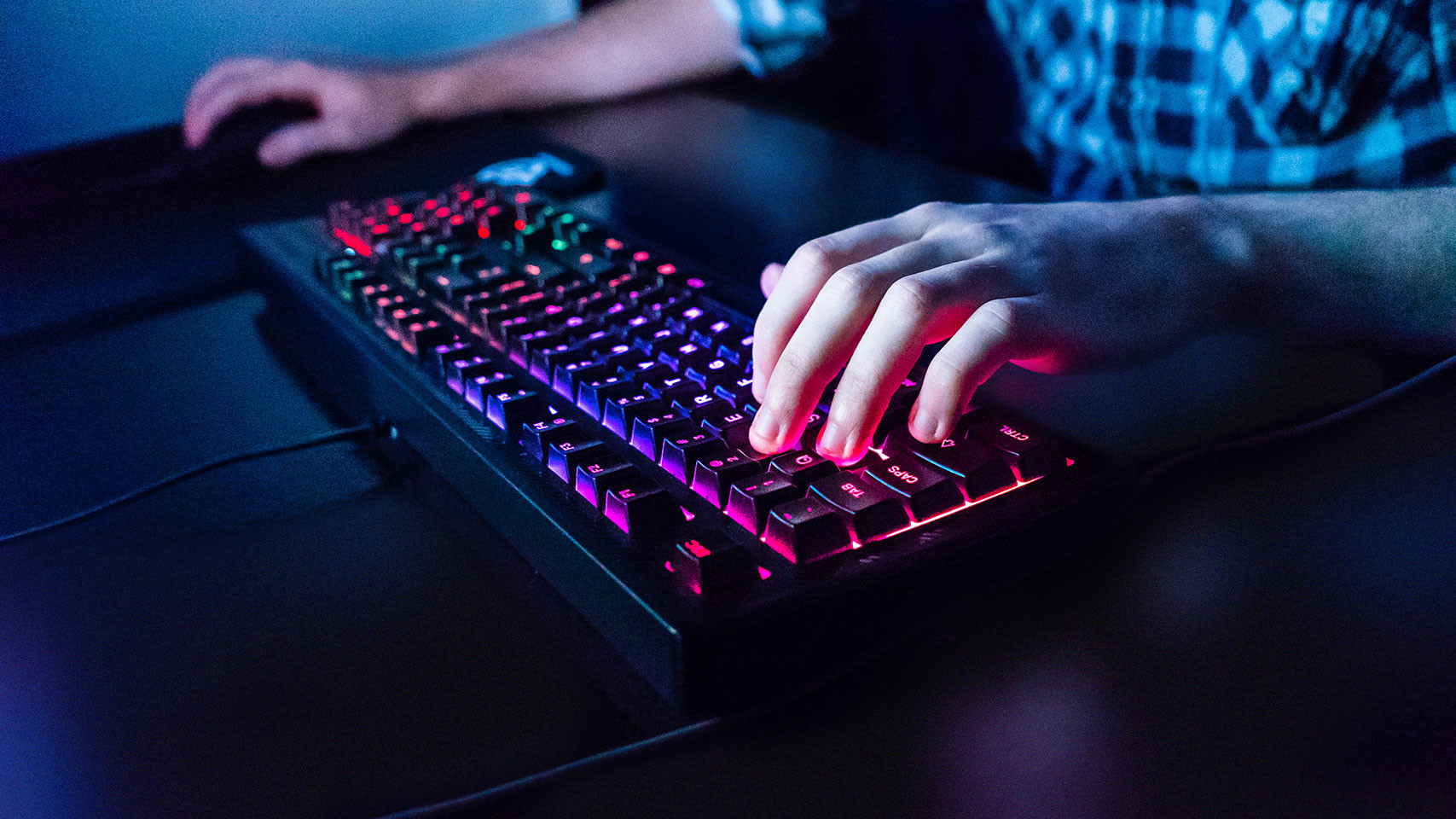 SteelSeries' new Apex 9 keyboards click with typists and gamers