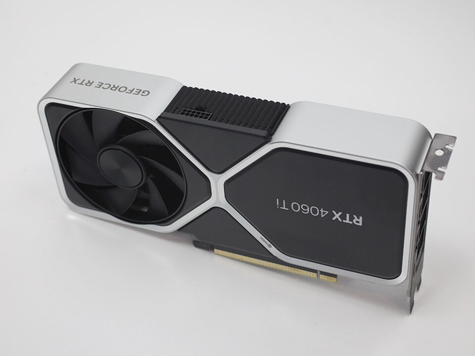 Rtx 4060 ti gaming slim white