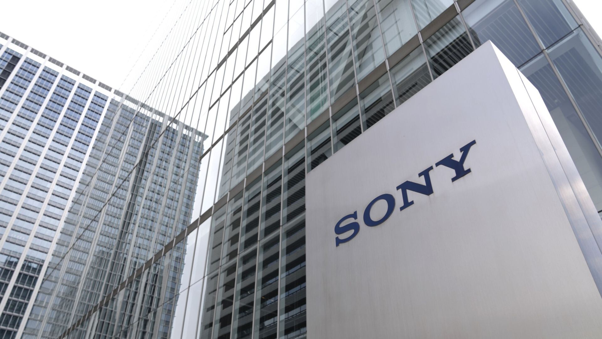 Sony eyes record PS5 production and chip output boost - Nikkei Asia