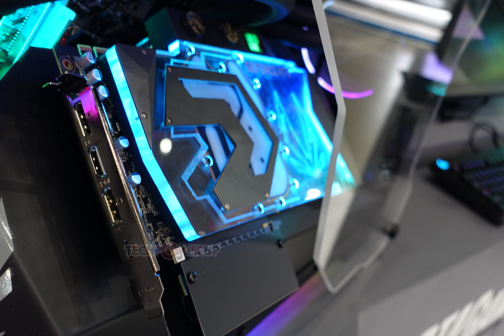 Slims Down its RTX 2080 to Single-Slot | TechPowerUp