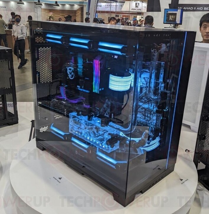 Lian Li Unveils Next-Gen PC Cases, Cooling Solutions & PSUs At Digital Expo  2024: O11 Vision With Backside Connector Design