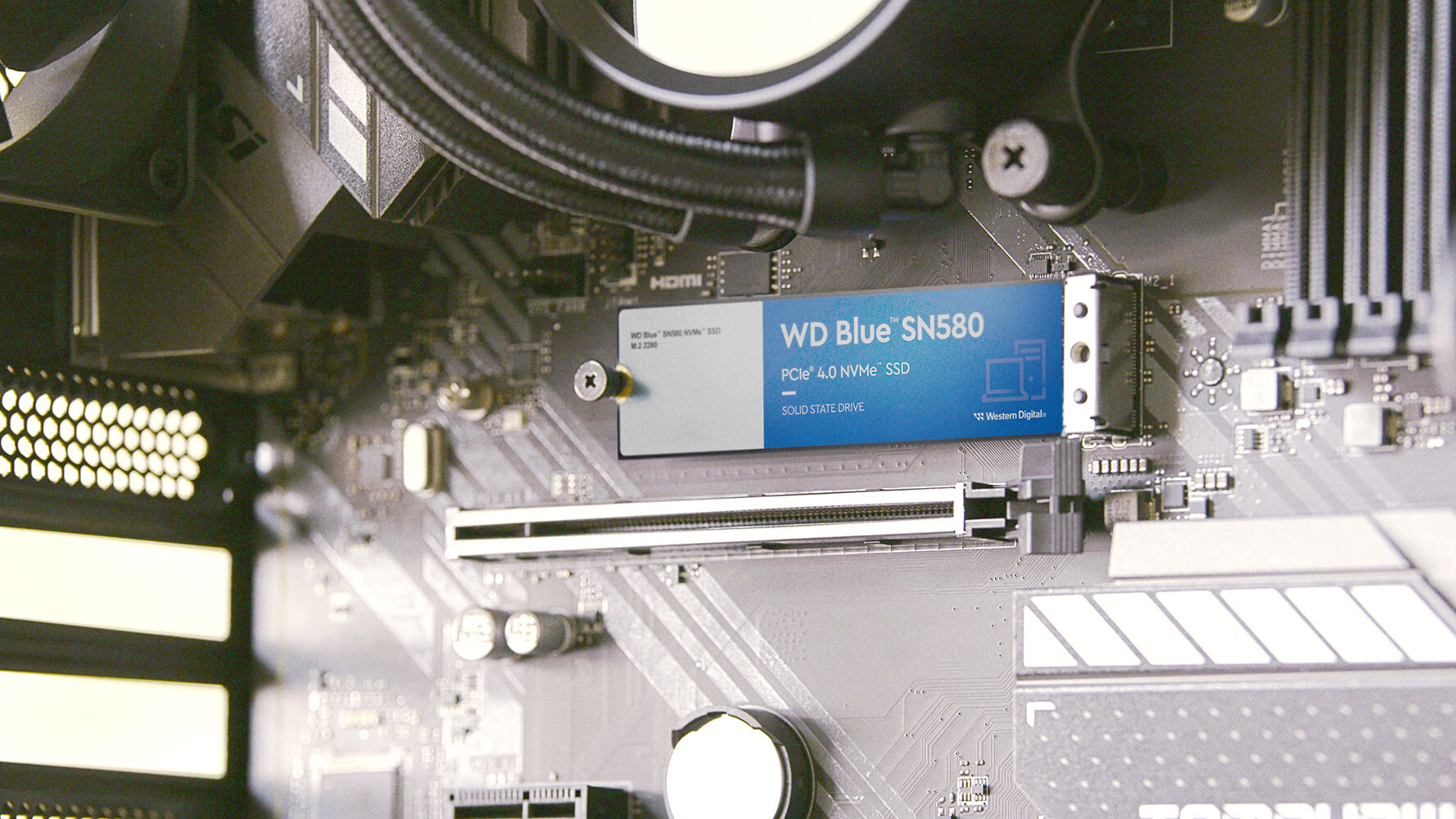 Western Digital WD Blue SN580, Un SSD NVMe Gen4 - Pause Hardware
