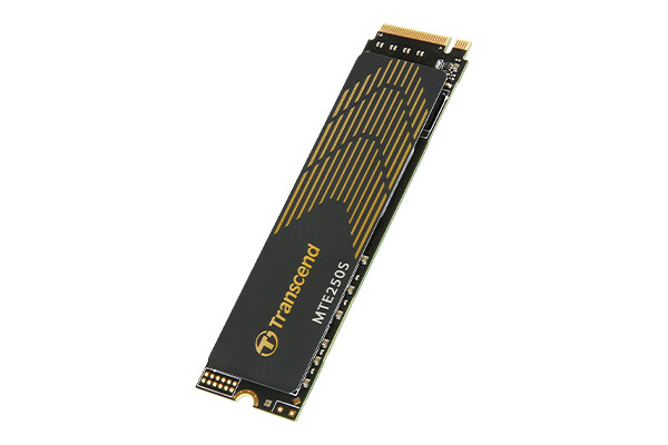 Phison PS5026-E26 Reference Design PCIe 5.0 2TB NVMe M.2 SSD Preview -  Things Just Got a Whole Lot Faster