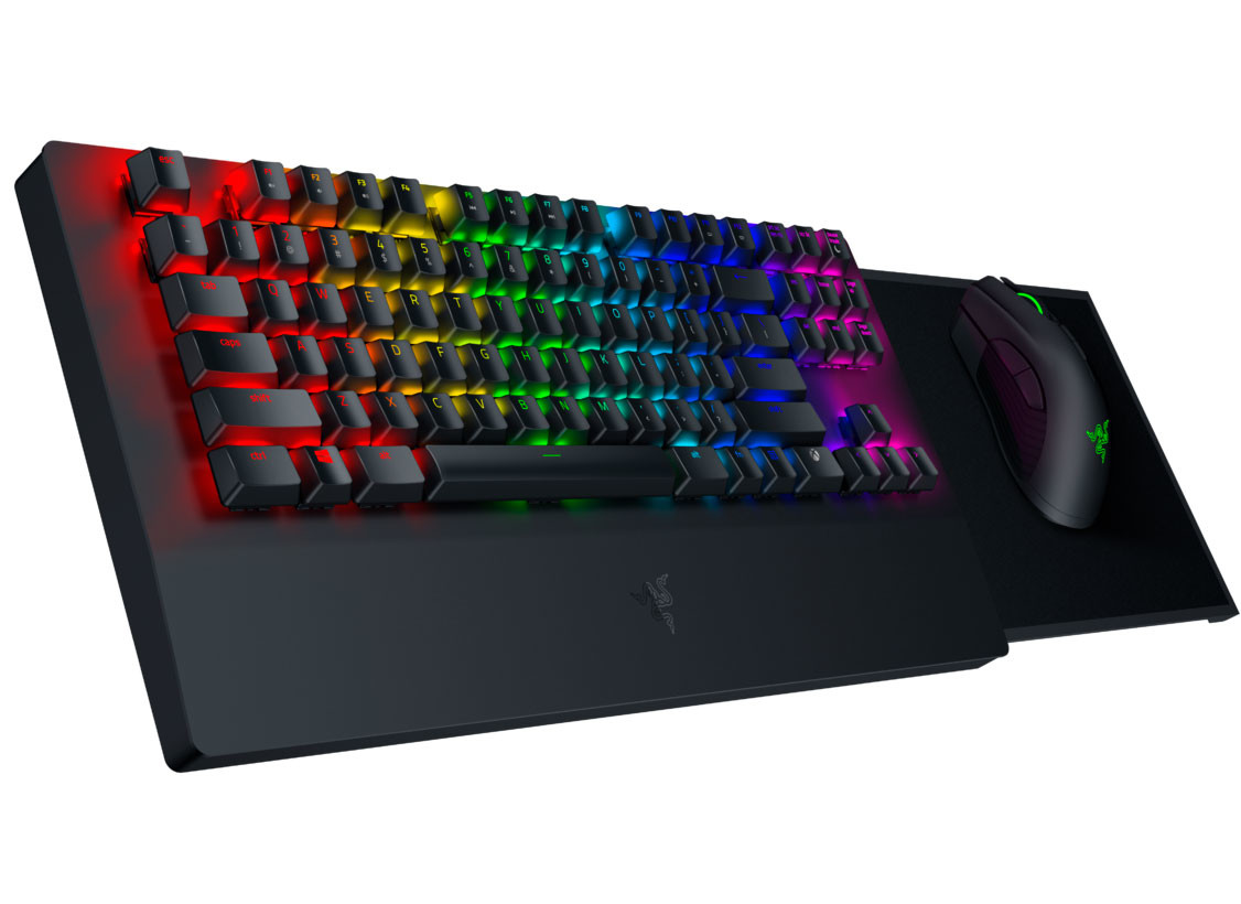 Microsoft and Razer launch an Xbox One wireless keyboard and mouse