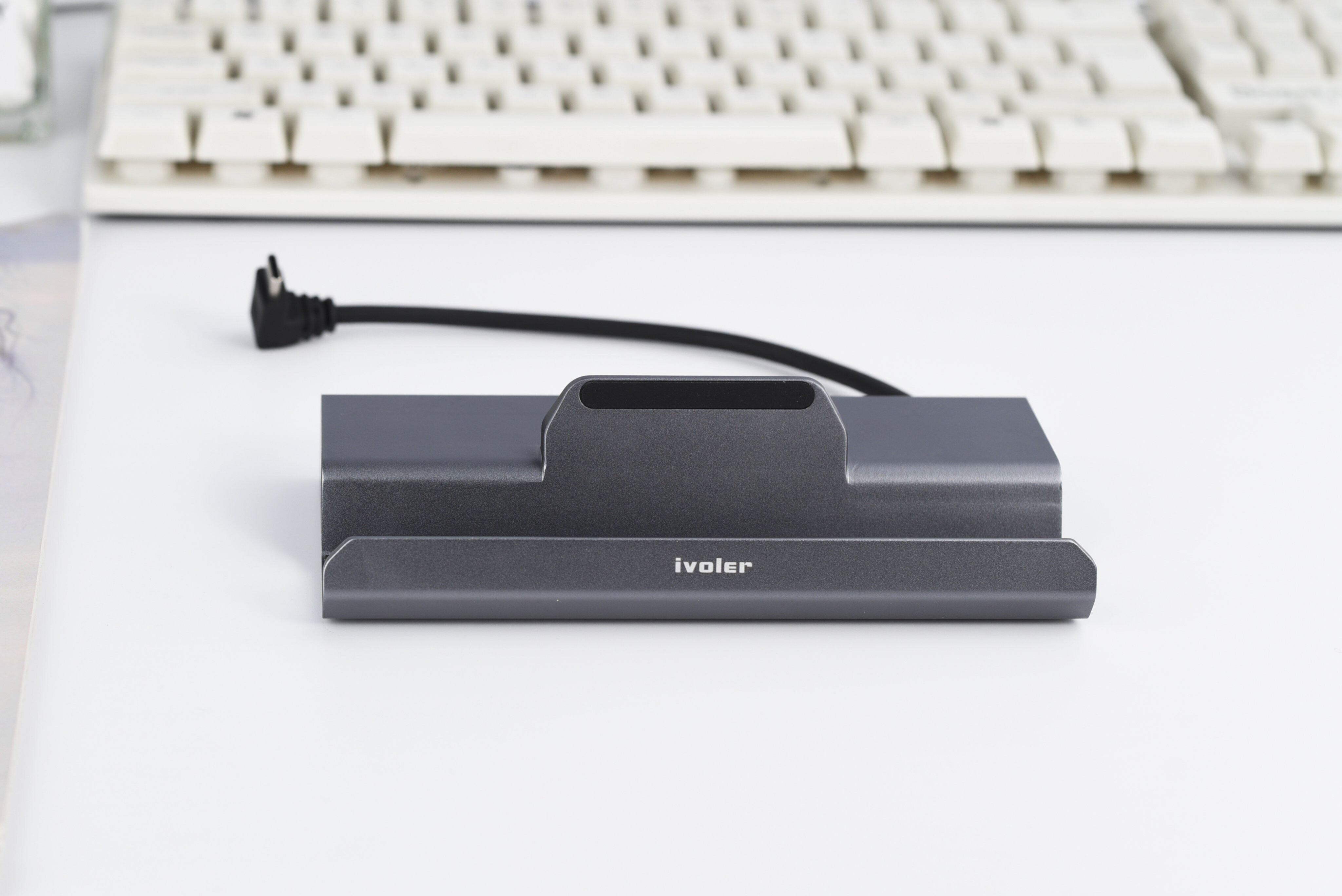 iVoler Introduces Coveted Pro Version Steam Deck Dock