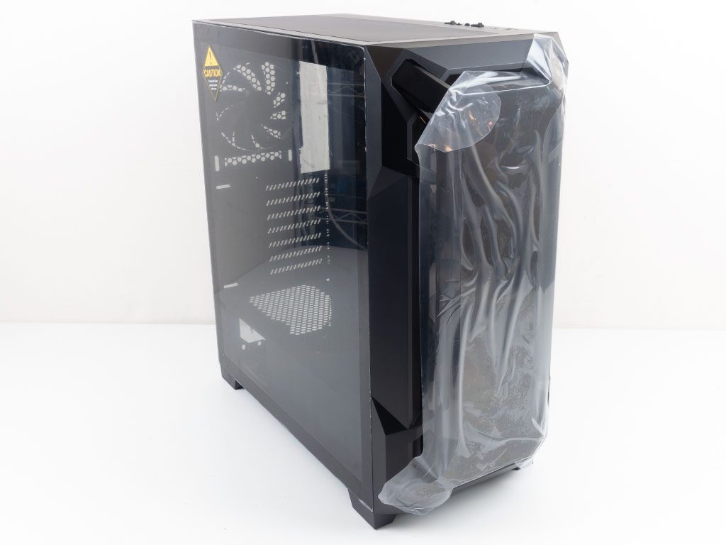 Antec DF600 Flux Review - Can One Fan Create a Cooling Flux? - A Closer