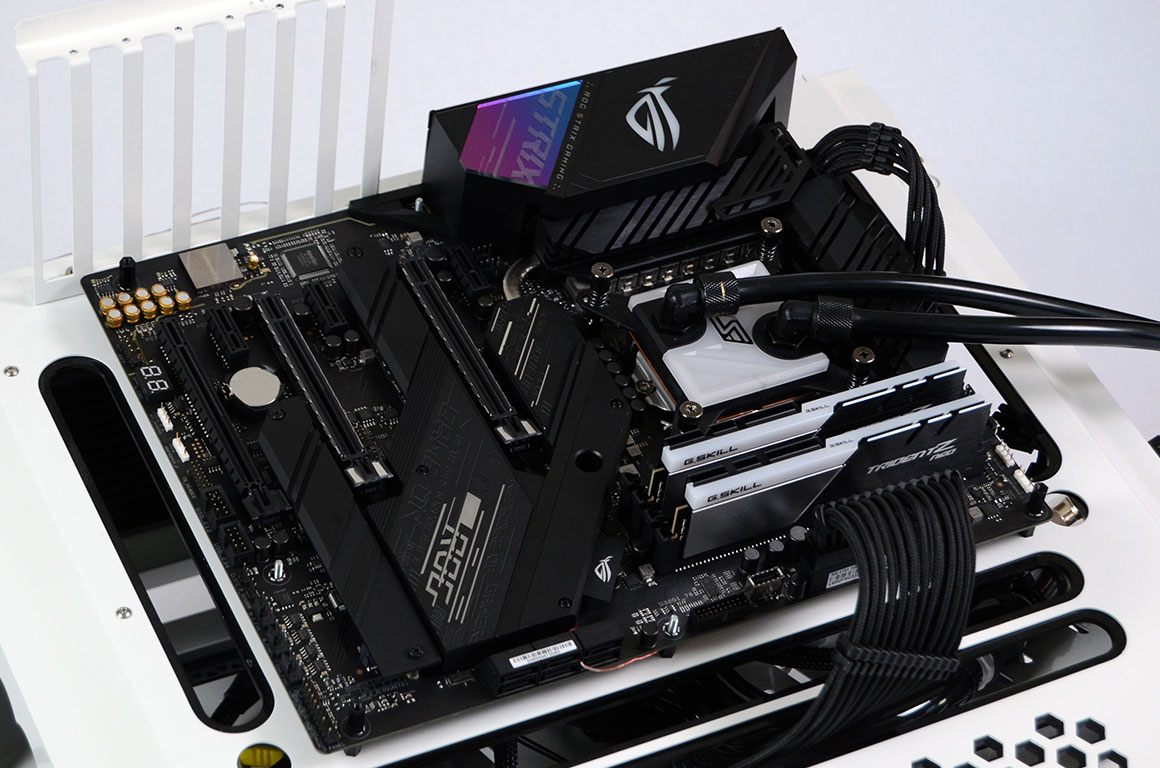 Asus strix z590 e gaming. ASUS ROG Strix z490-e. ASUS ROG z490. ASUS ROG z490 e Gaming. ASUS ROG Strix z490-e Gaming.