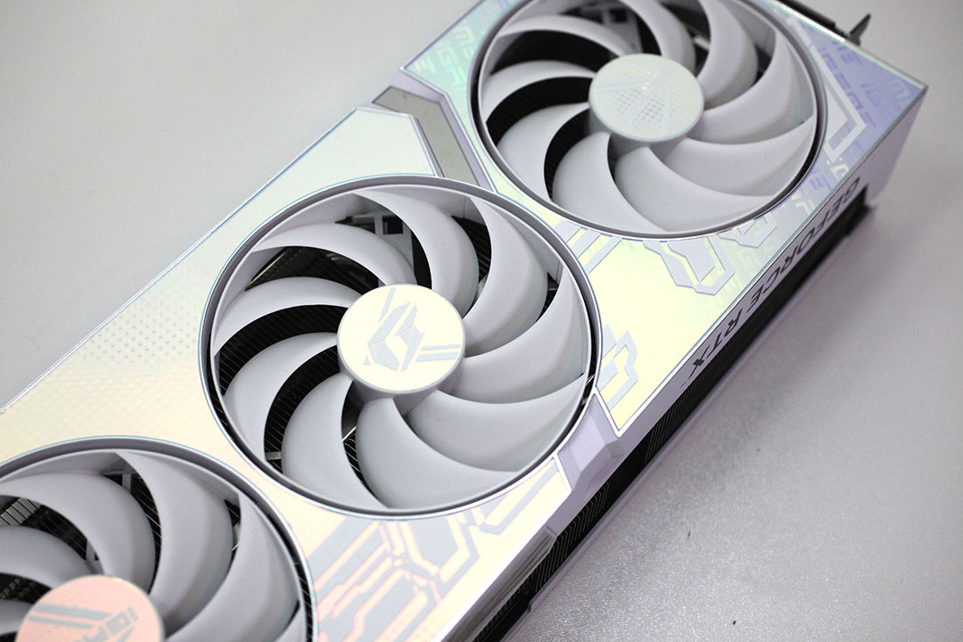 Colorful GeForce RTX 4080 Ultra White OC Review