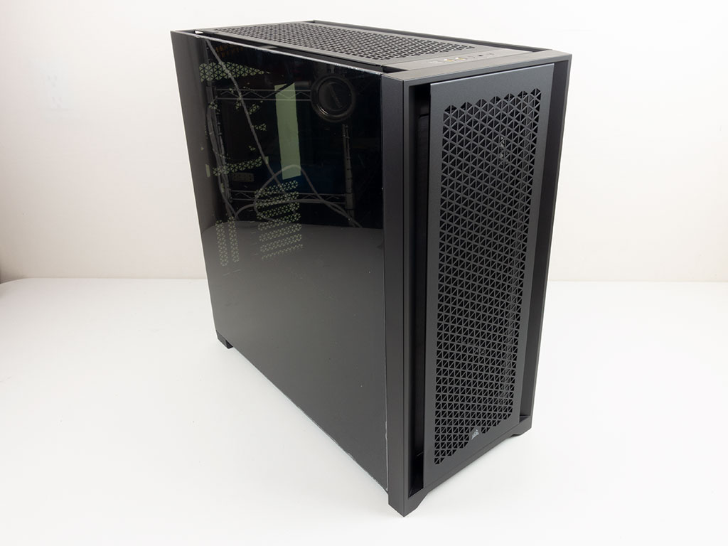 Corsair 5000D Airflow Review - A Beautiful & Clean Full-Tower Case - A  Closer Look - Outside