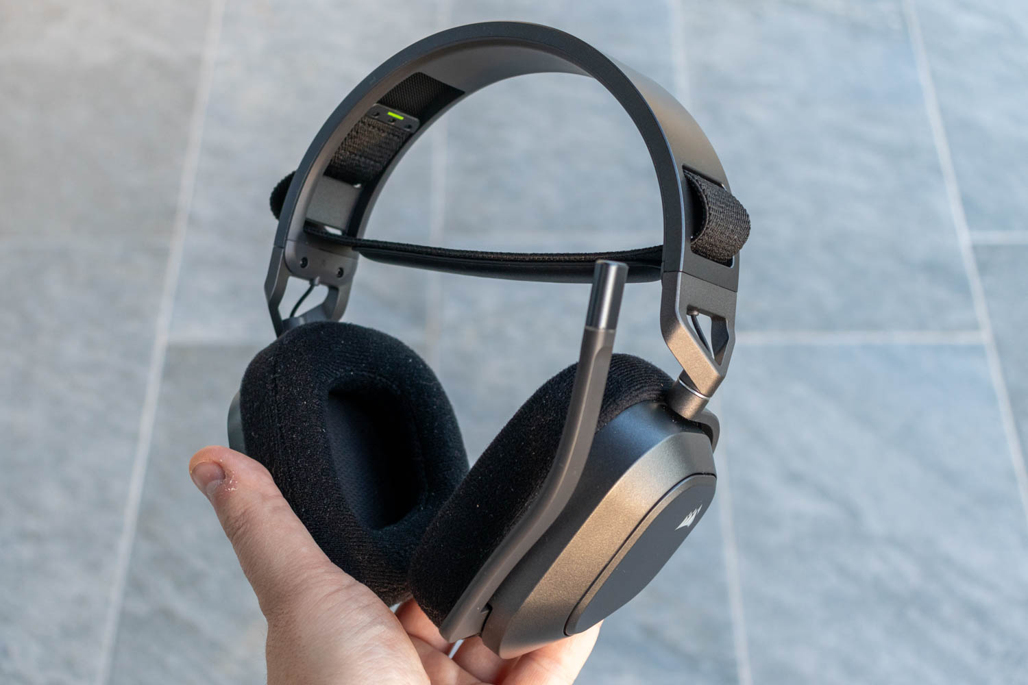 Corsair HS80 MAX headset review: By the numbers - Dexerto