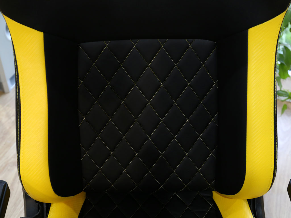 Corsair t1 race gaming chair 2025 review