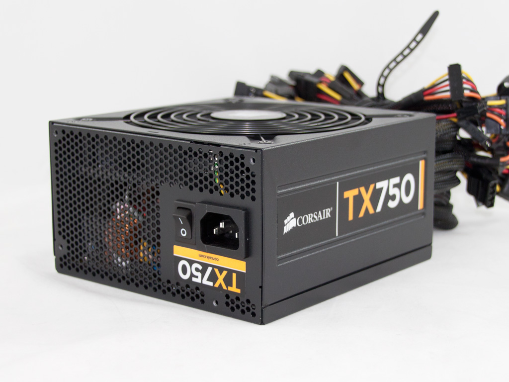 Corsair TX750 750 W Review - Contents Exterior | TechPowerUp