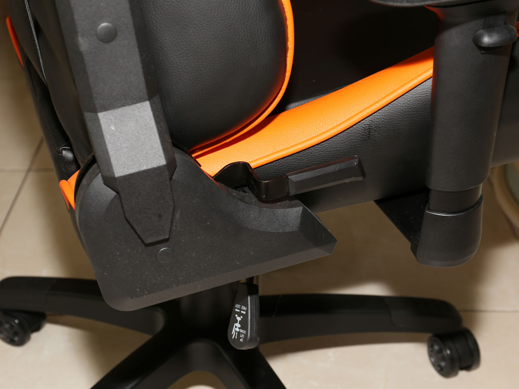 Cougar Armor Pro Gaming Chair Review - Funky Kit