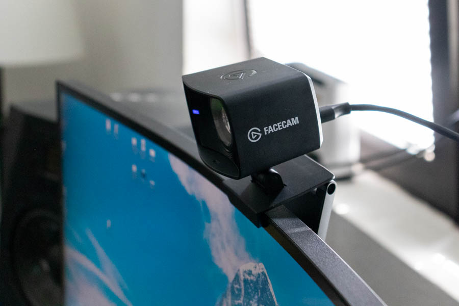 Elgato Facecam Review - The Webcam for Content Creators - Camera  Performance