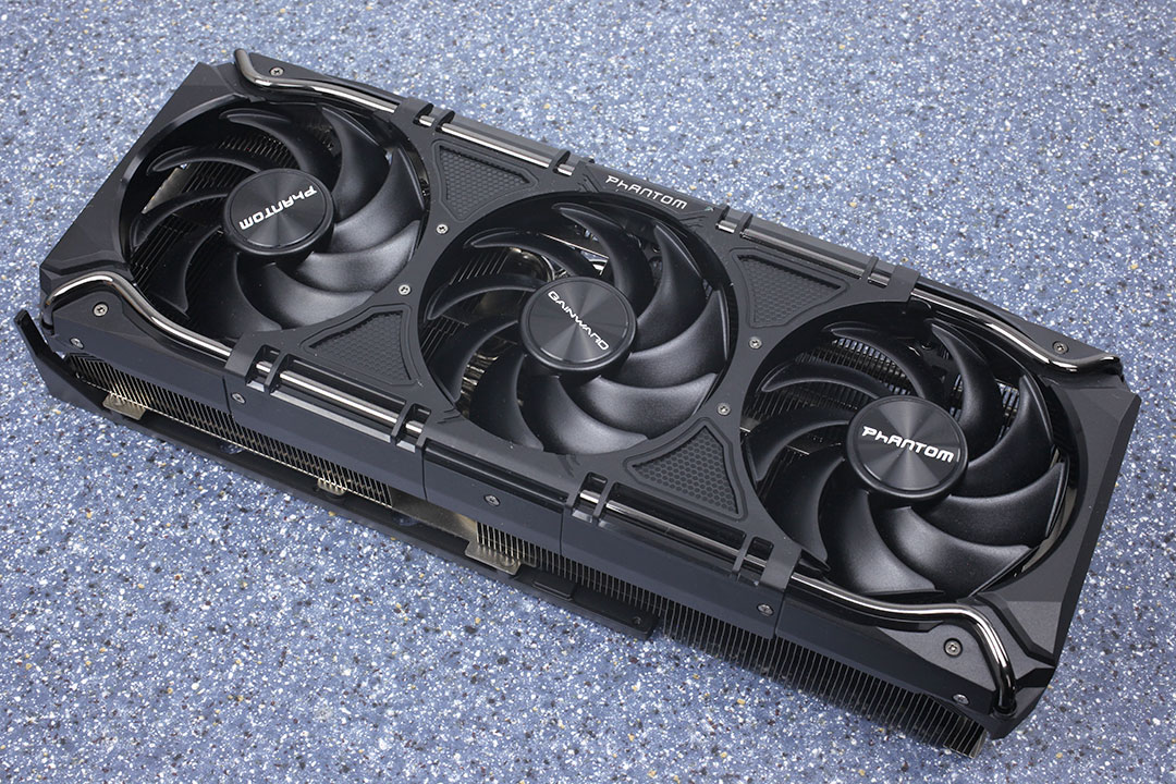 Products :: Gainward GeForce RTX™ 4080 Phantom GS