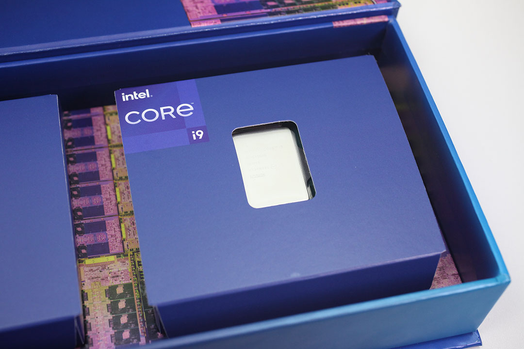 Packaging Pictured: Intel Core i9-14900K Comes in This Box