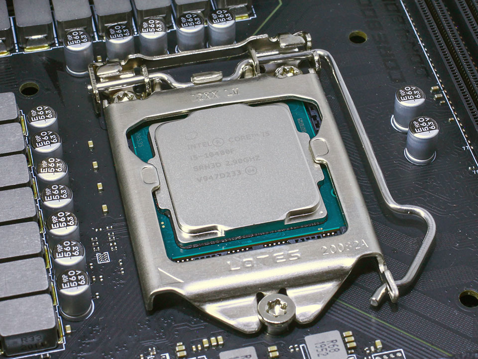 Intel Core i5-10400F Review - Six Cores with HT for Under $200 - A