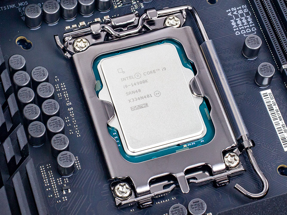 Intel Core i9-14900K Review - Reaching for the Performance Crown - Unboxing  & Photos