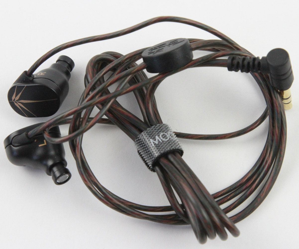 MOONDROP Chu In-Ear Monitors Review - $20 ticket to Hi-Fi Audio - Closer  Examination