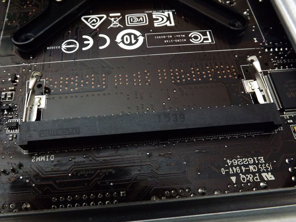 Induceren diepte Reizen MSI Nightblade MI2 GAMING PC Review - The Parts | TechPowerUp