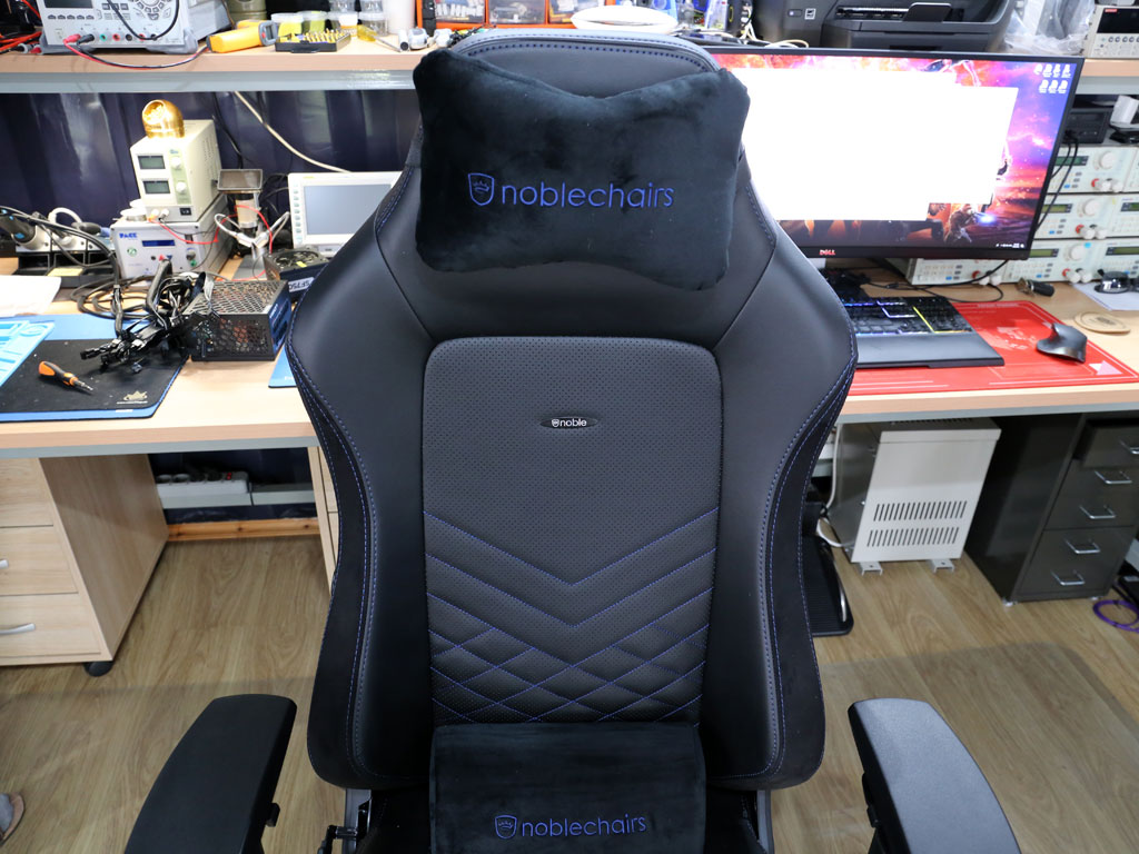 noblechairs - Footrest Black