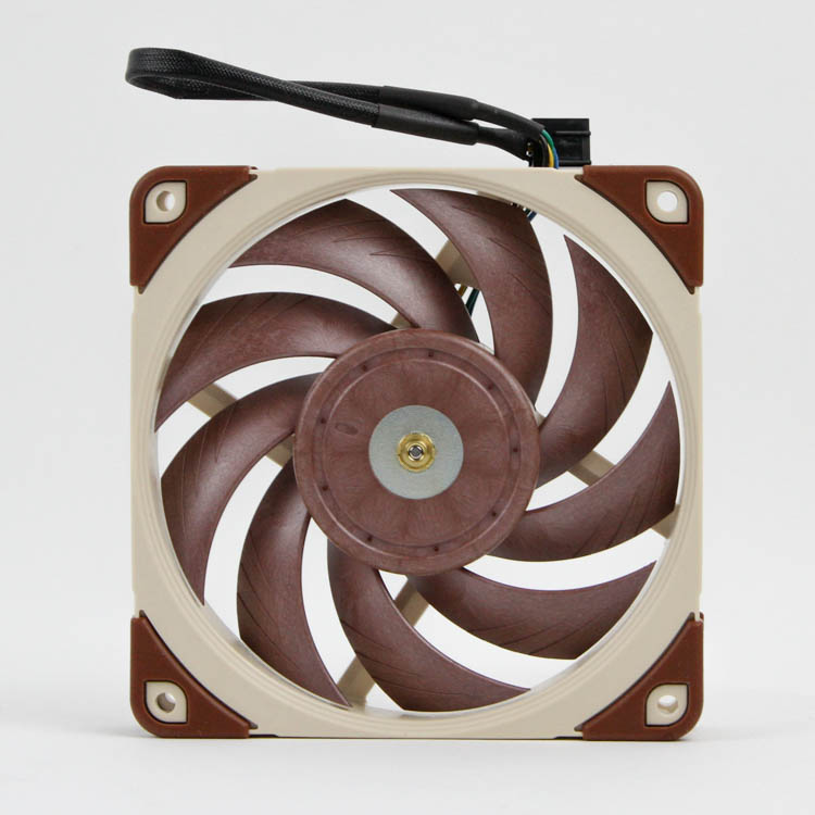 Test Des Ventilateurs Noctua NF-A12x25 PWM - Pause Hardware