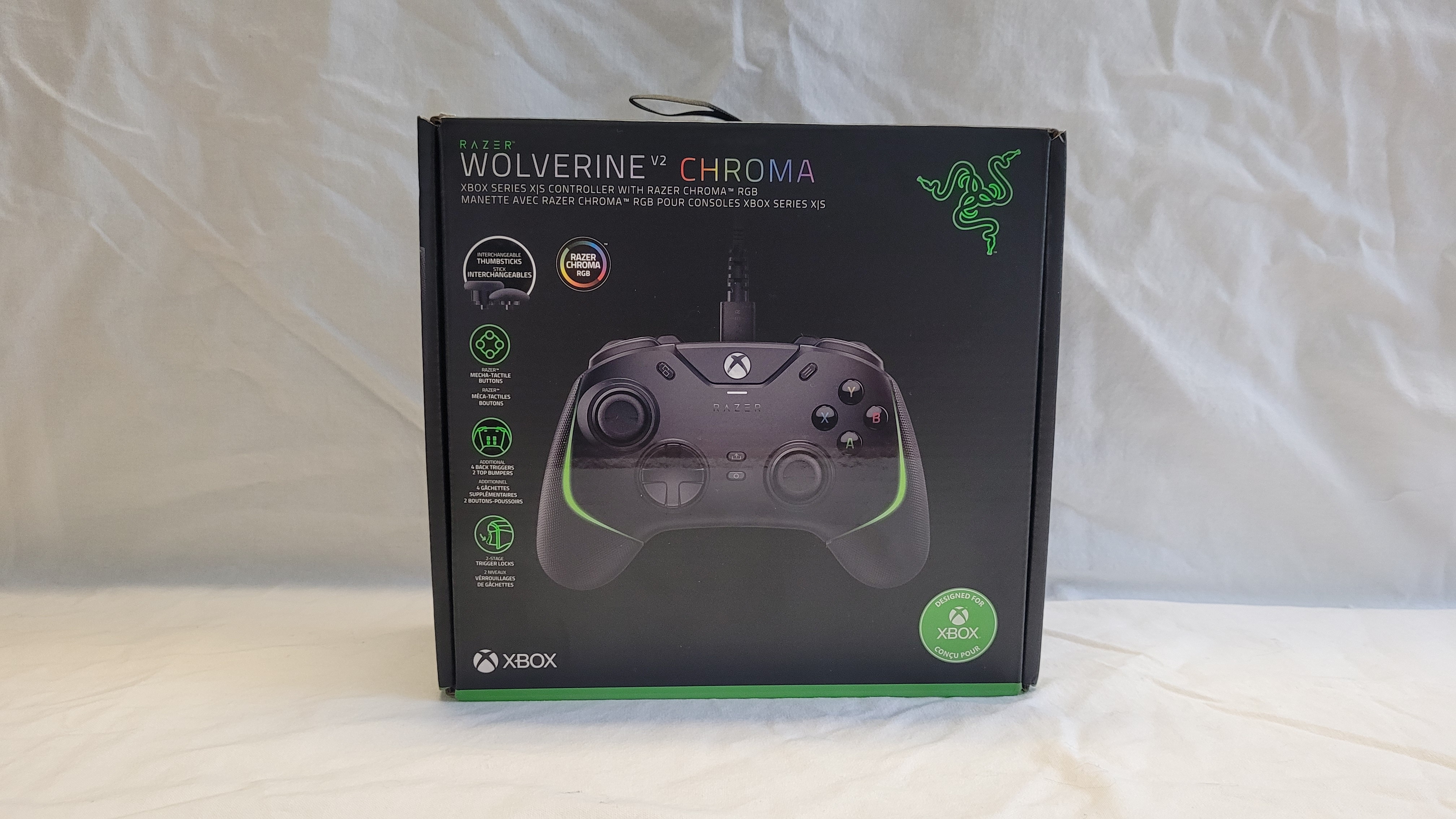 Razer Wolverine Chroma V2 Xbox Series X|S Controller Review - Mecha-Tactile  Satisfaction - Packaging, Contents & Software | TechPowerUp
