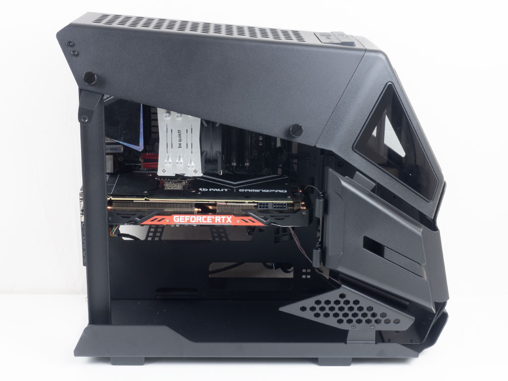 Thermaltake AH T200 Review - A Smaller Attack Helicopter