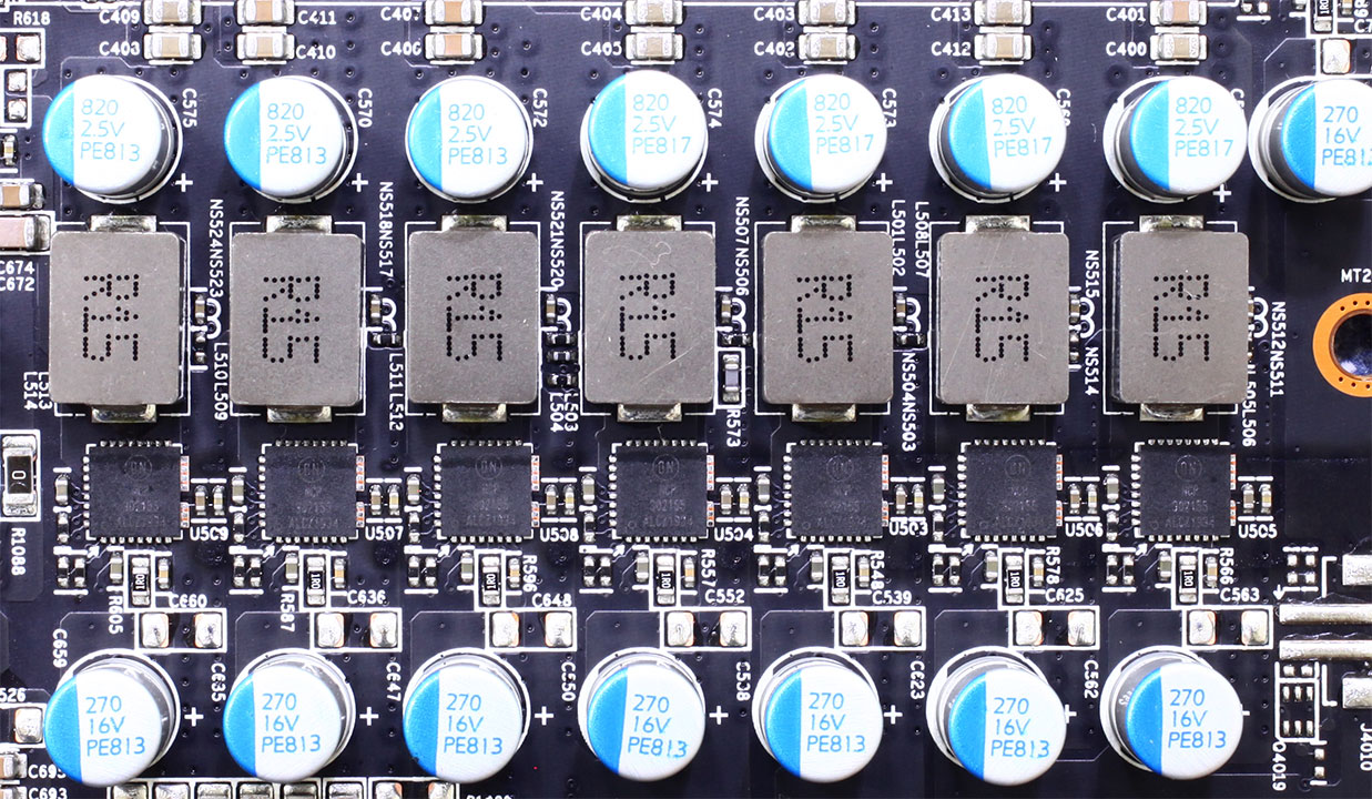 カメラ レンズ(ズーム) XFX Radeon RX 5700 XT THICC III Ultra Review - Circuit Board 