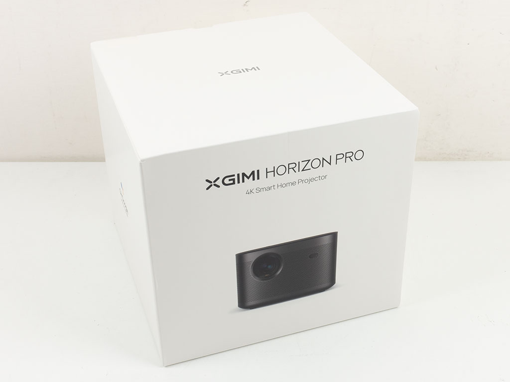 XGIMI Horizon Pro Review - Compact 4K Projector on a Budget - Packaging &  Contents